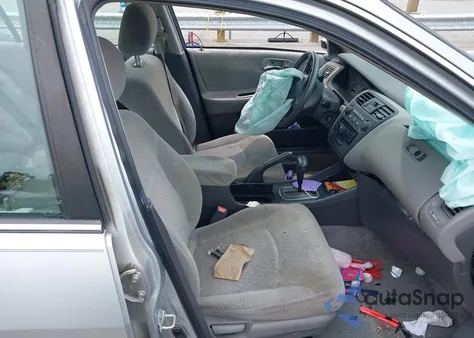 2001 Honda Accord 2.3 Lx z USA, uszkodzony, nr VIN 1HGCG56401A139946